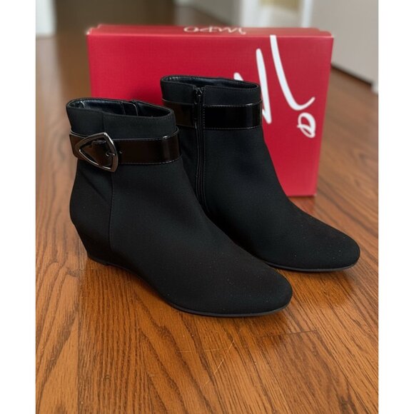 Impo Gladis Black Suedy Stretch Wedge Booties - Picture 1 of 4